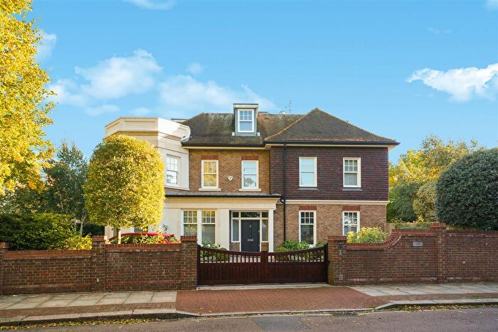 4 Bedroom Semi Detached House For Sale In Westmead, Putney, SW15