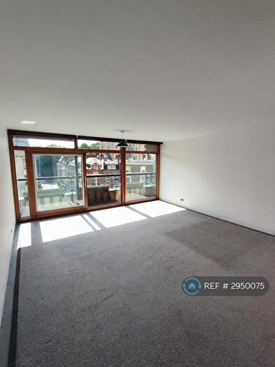 Studio To Rent In Barbican Estate, London, EC2Y