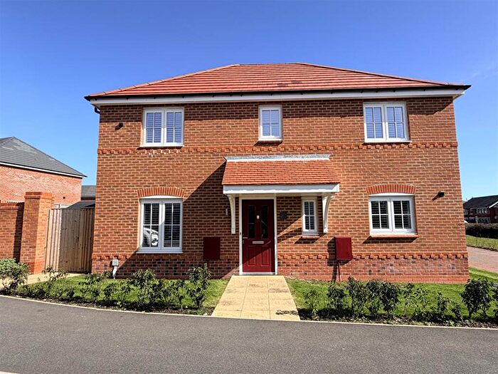 3 Bedroom Detached House For Sale In Ennerdale Avenue, Warton, PR4