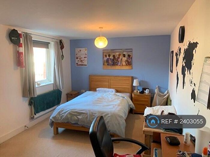 2 Bedroom Flat To Rent In Dirac Road, Bristol, BS7