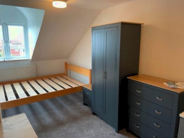 Studio To Rent In Essex Street, Reading, RG2