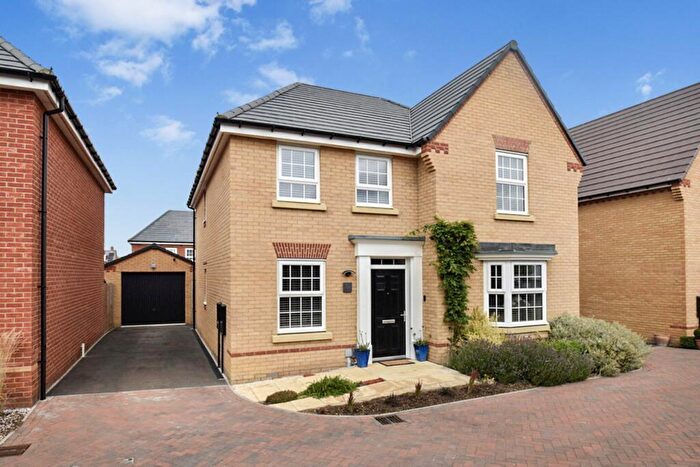 4 Bedroom Detached House For Sale In Turnpike Close, Needingworth, PE27