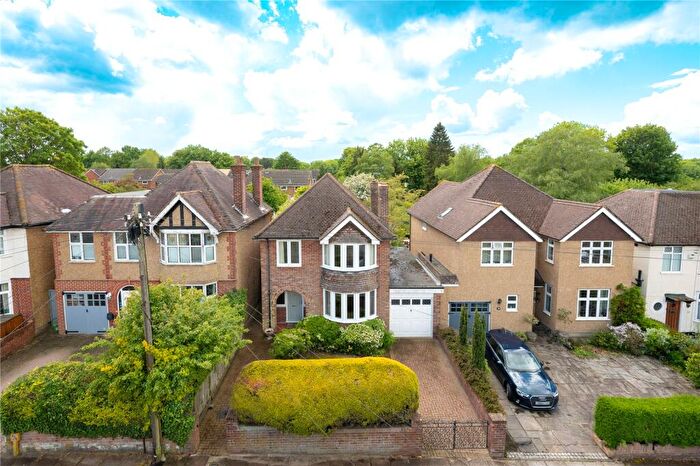 3 Bedroom Link Detached House For Sale In Seymour Road, St. Albans, Hertfordshire, AL3