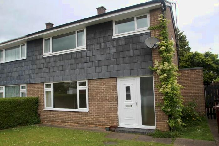 3 Bedroom Semi-Detached House To Rent In Mcbride Way, Wetherby, LS22