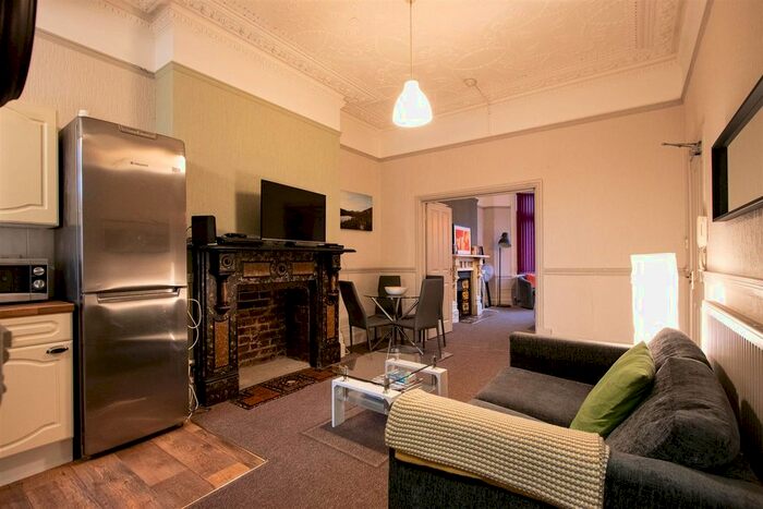 1 Bedroom Flat To Rent In Cathedral Road, Pontcanna, Cardiff CF11