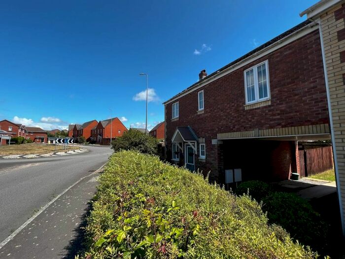 3 Bedroom Property To Rent In Heol Y Dryw, Rhoose, Vale Of Glamorgan, CF62