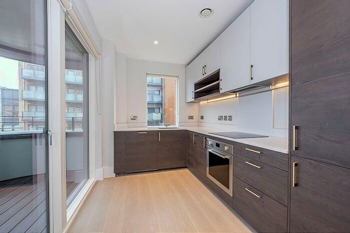 2 Bedroom Flat To Rent In London Road, Hounslow TW3