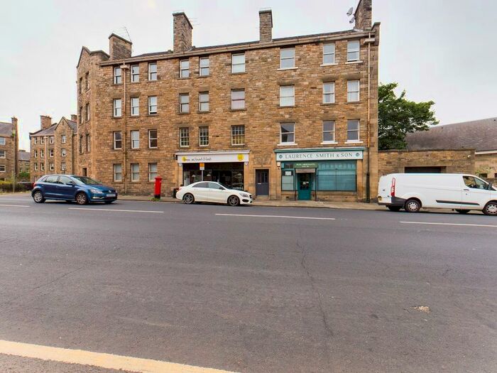 2 Bedroom Flat To Rent In The Pleasance, Old Town, Edinburgh, EH8