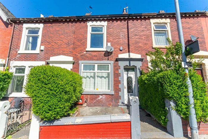 3 Bedroom Terraced House For Sale In Pritchard Street, Blackburn, BB2