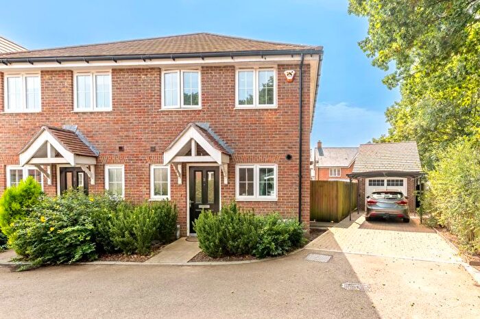 2 Bedroom Semi-detached House For Sale In Pintail Place, Crowborough, TN6