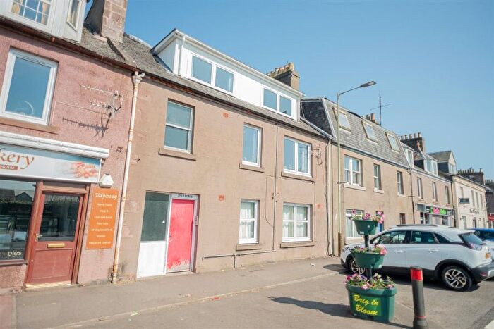2 Bedroom Flat To Rent In Main Street, Bridge Of Earn, Perthshire, PH2