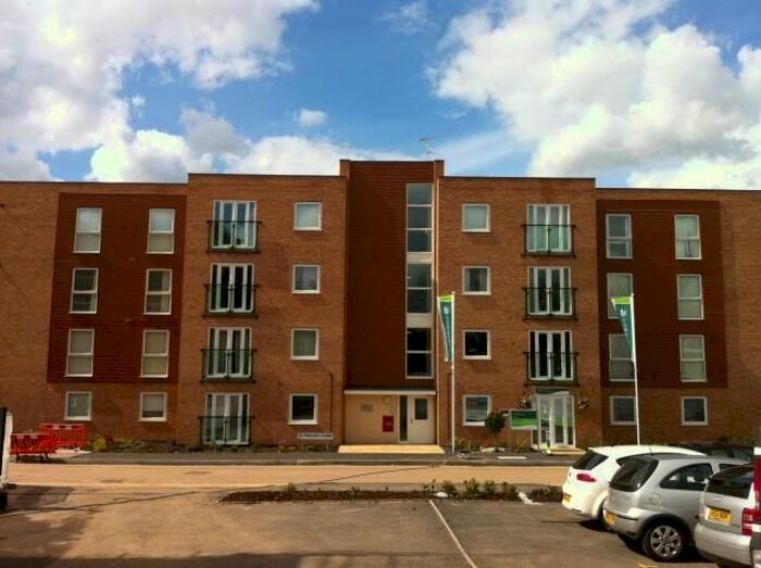 2 Bedroom Flat To Rent In Pavilion Close, Leicester, LE2