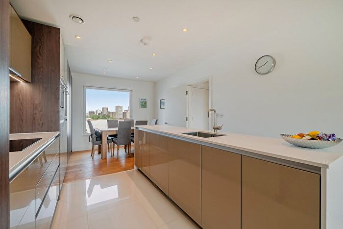 2 Bedroom Flat For Sale In Rennie Street, London, SE10
