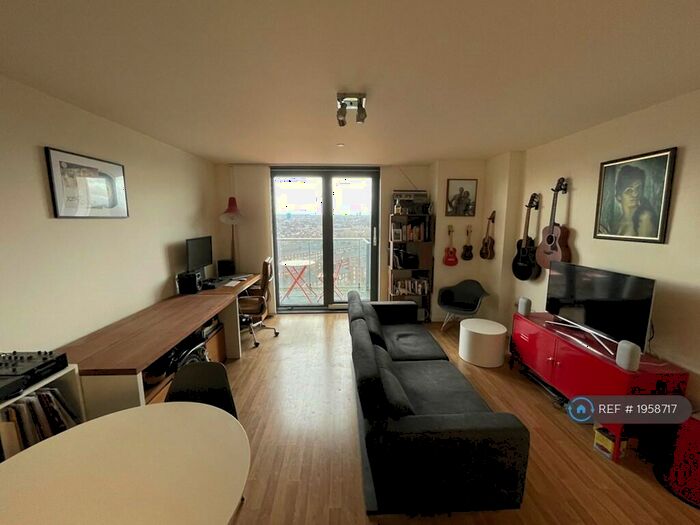 1 Bedroom Flat To Rent In Homerton Road, London, E9