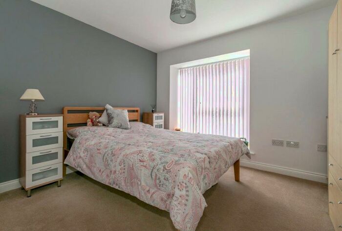 3 Bedroom Semi-Detached House For Sale In Cedar Way, Parkstone, Poole, Dorset, BH12