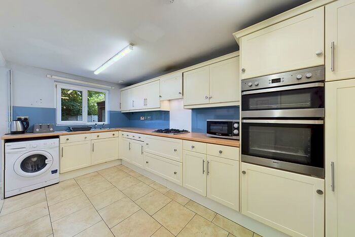 5 Bedroom Town House To Rent In Ranelagh Gardens, Southampton, Hampshire, SO15