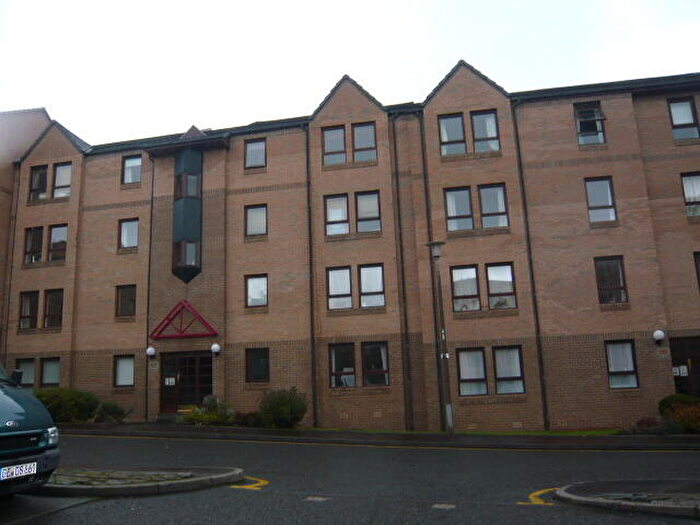 2 Bedroom Flat To Rent In Parkside Terrace, Newington, Edinburgh, EH16