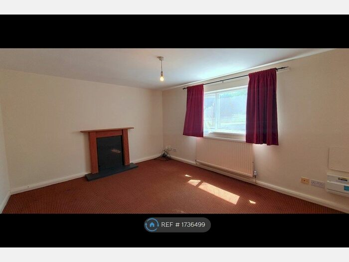 2 Bedroom Flat To Rent In Chesterfield Road North, Pleasley, Mansfield, NG19