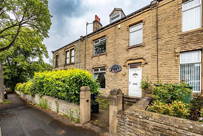 5 Bedroom Property For Sale In Springdale Avenue, Huddersfield, HD1