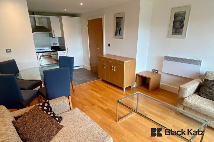 1 Bedroom Flat To Rent In Long Lane, London, SE1