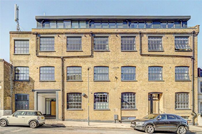 1 Bedroom Flat For Sale In Woodrow, Charlton, SE18