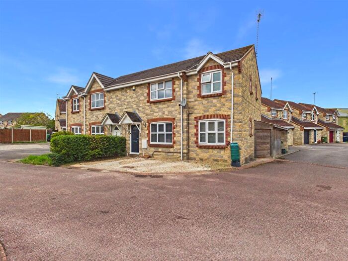 4 Bedroom Semi Detached House For Sale In Grenville Close, Churchdown, Gloucester, GL3