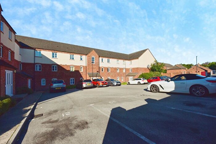 2 Bedroom Flat For Sale In Queen Mary Rise, Sheffield, South Yorkshire, S2