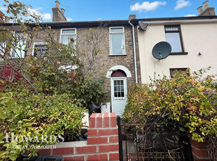 3 Bedroom Terraced House For Sale In Rodney Road, Great Yarmouth, NR30