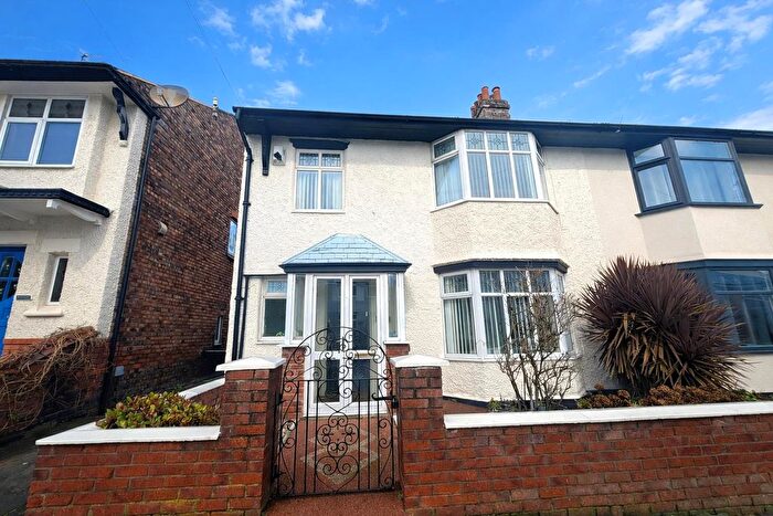 3 Bedroom Semi Detached House For Sale In Lymington Road, Wallasey, CH44