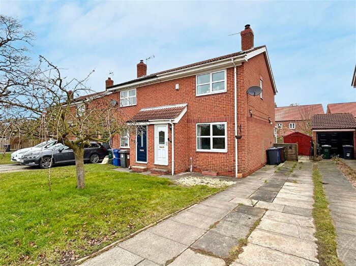 2 Bedroom Semi-Detached House For Sale In Oak Road, North Duffield, Selby, YO8