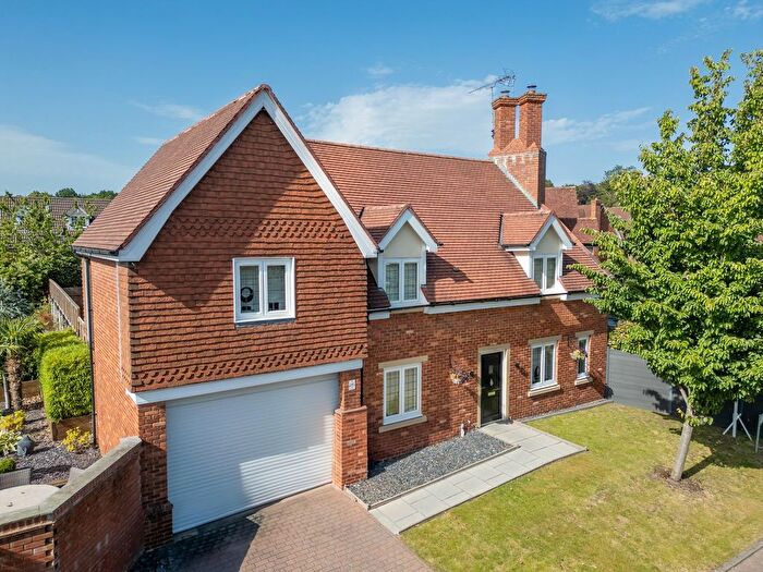 3 Bedroom Semi Detached House For Sale In Austen Drive, Winwick, WA2