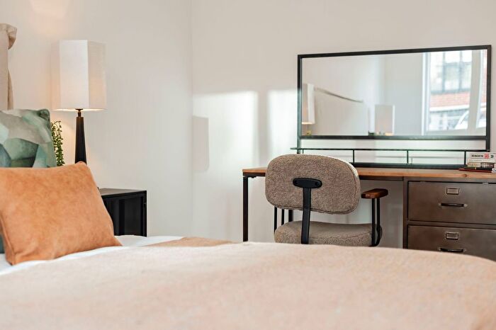 1 Bedroom Flat For Sale In Percival House, Knights Quarter, Winchester, SO22