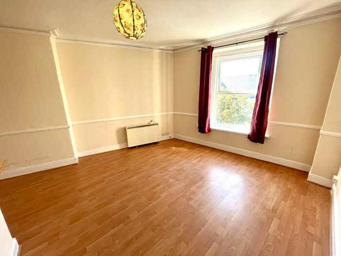 1 Bedroom Flat To Rent In Lloyd Street, Llandudno, LL30