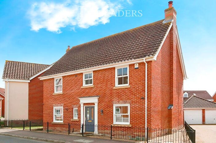 3 Bedroom Detached House To Rent In Field Maple Road, Watton, IP25