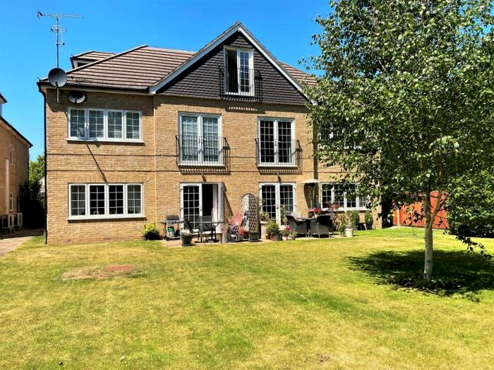 2 Bedroom Apartment To Rent In Bisley, Woking, Surrey, GU24