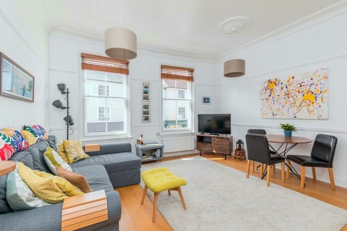 3 Bedroom Apartment To Rent In High Street, BN7