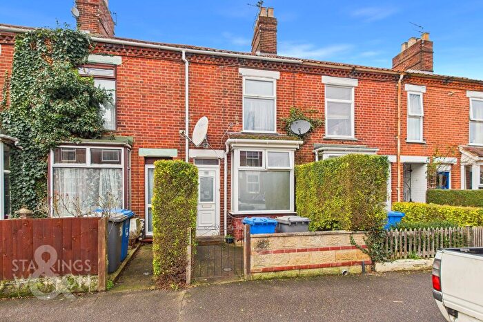 3 Bedroom Terraced House For Sale In Vicarage Road, Norwich, NR3
