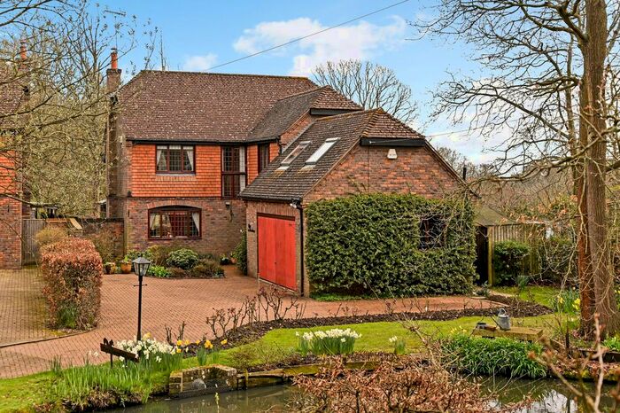 5 Bedroom Detached House For Sale In Ox Lane, St. Michaels, TN30