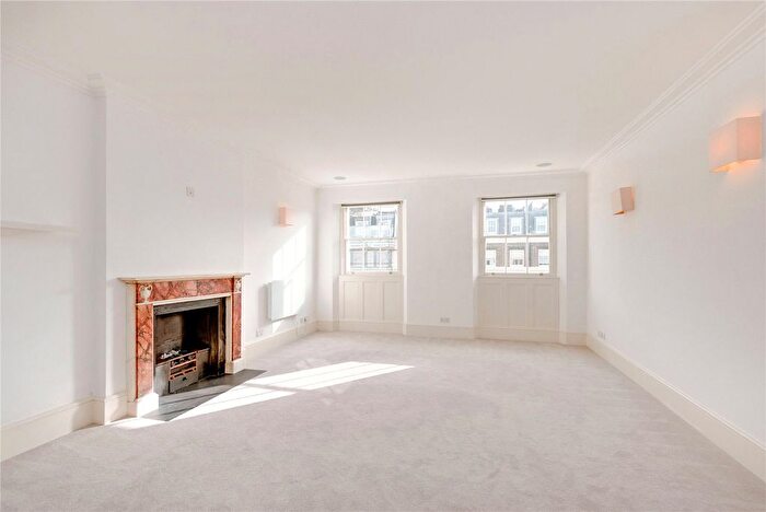 4 Bedroom Flat To Rent In Eaton Place, London, SW1X