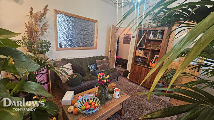 3 Bedroom End Of Terrace House For Sale In Woodland Road, Tylorstown, Ferndale, CF43