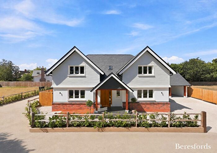 4 Bedroom House For Sale In Stoney Hills, Burnham-on-Crouch, CM0