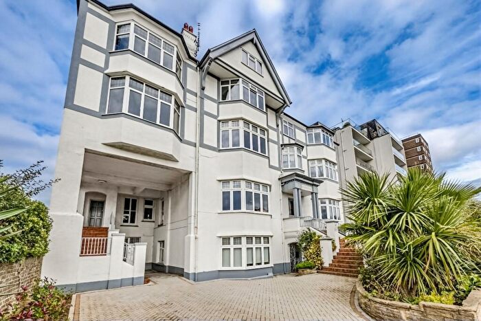 2 Bedroom Flat For Sale In Westcliff Parade, Westcliff-On-Sea, SS0