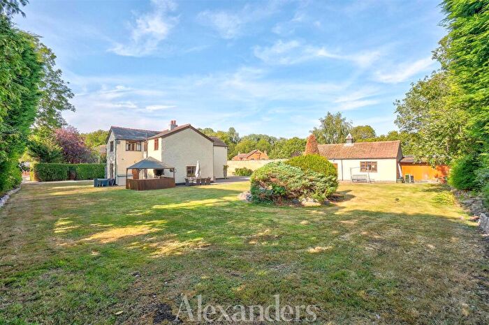 5 Bedroom Detached House For Sale In Brook Lane, Melton Mowbray, LE13