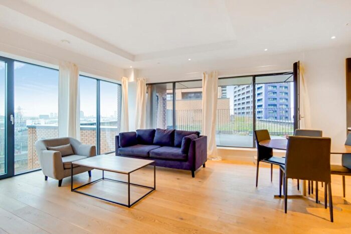 2 Bedroom Apartment To Rent In Modena House, London City Island, Lyell Street, E14