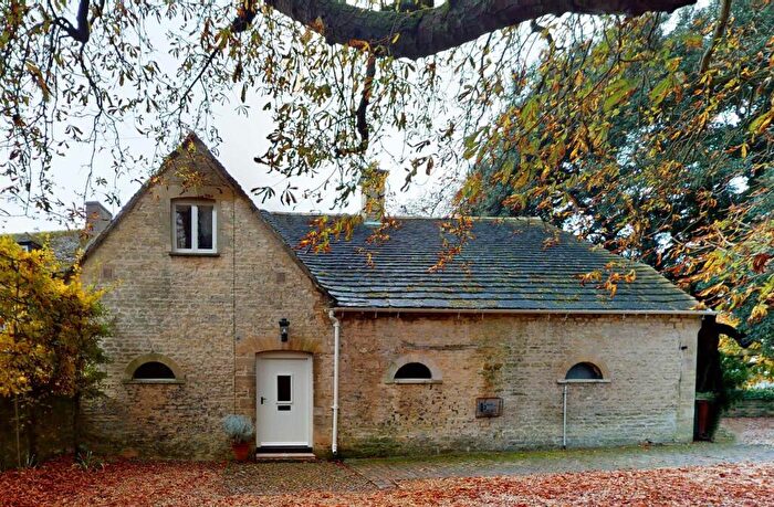 2 Bedroom Cottage To Rent In Main Street, Ufford, PE9