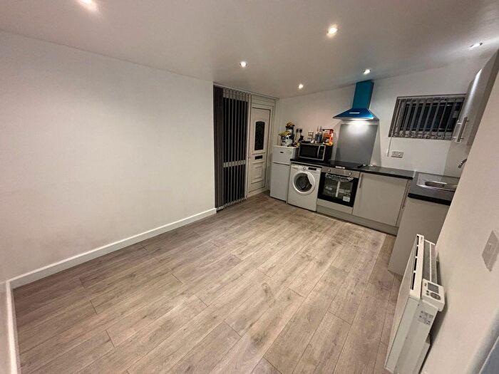 1 Bedroom Property To Rent In Granby Road, Leagrave, Luton, LU4