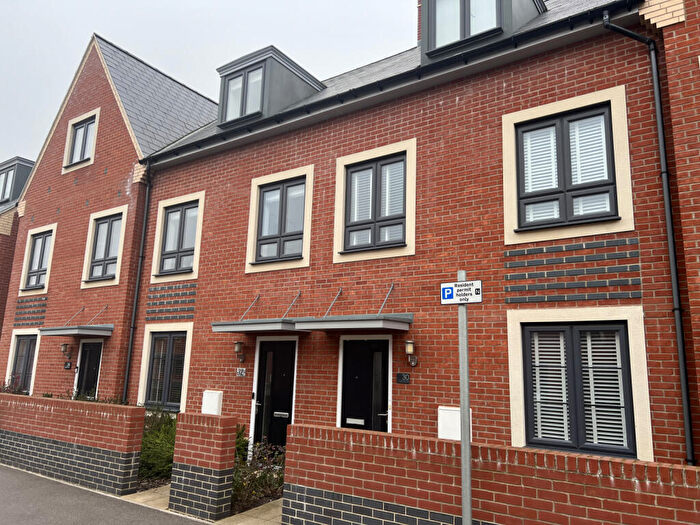 3 Bedroom Town House To Rent In Whitmore Drive, Colchester, CO4