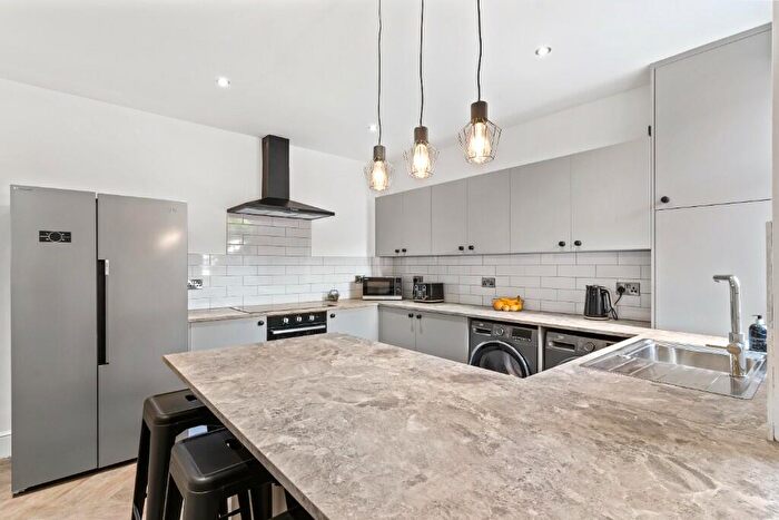 7 Bedroom Terraced House To Rent In Stepping Lane, Derby, Derbyshire, DE1