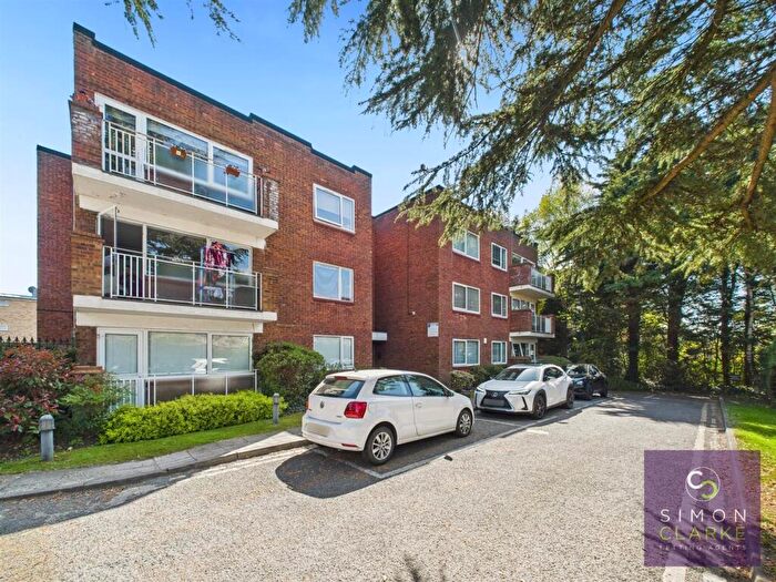 1 Bedroom Apartment To Rent In Hendon Lane, Finchley, N3
