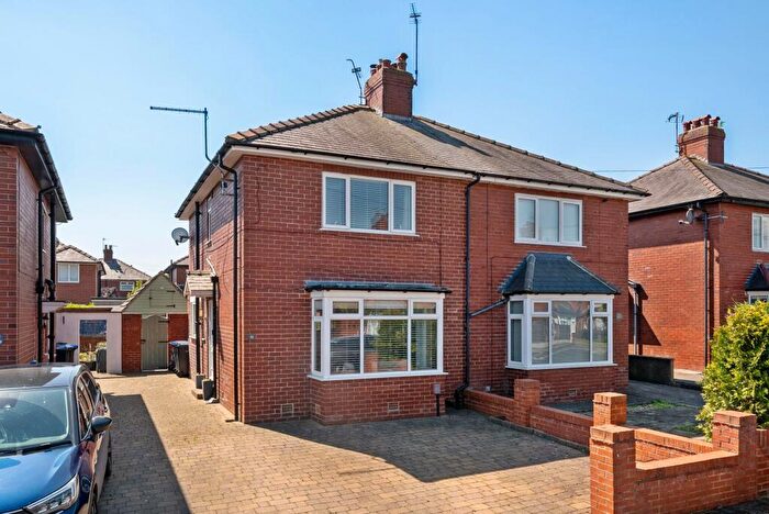 3 Bedroom Semi-Detached House For Sale In St John's Grove, Harrogate, HG1